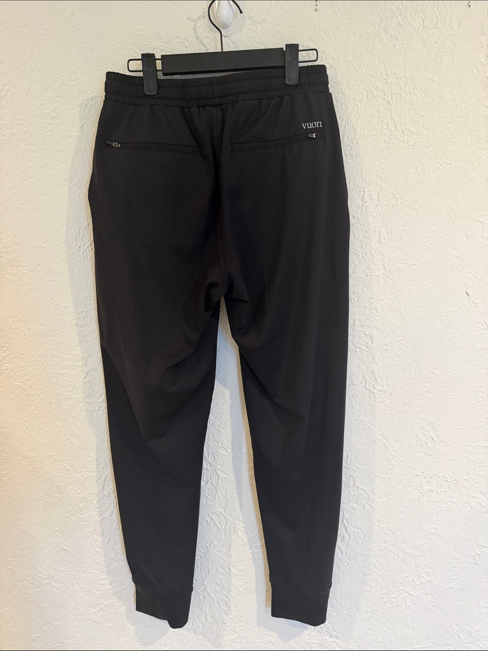 Vuori Men's Drawstring Joggers black size Small - Picture 3 of 3